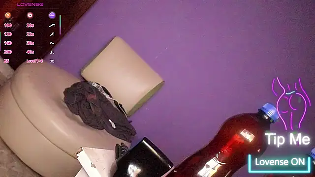 Valentina Horny777 online show from November 15, 2025, 2:53 am