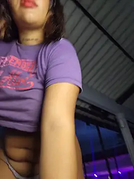 Yessica Lopezz online show from June 9, 2026, 10:27 am