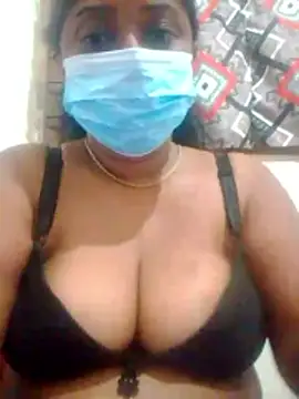 boosypussy online show from April 25, 2026, 10:07 pm