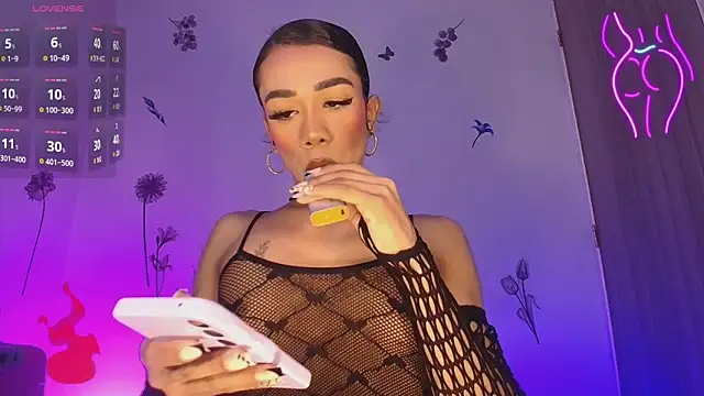 Barbydominant fetish online show from March 5, 2026, 4:36 pm