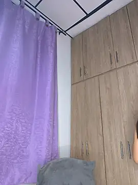 Coralinne   online show from July 13, 2026, 2:03 am