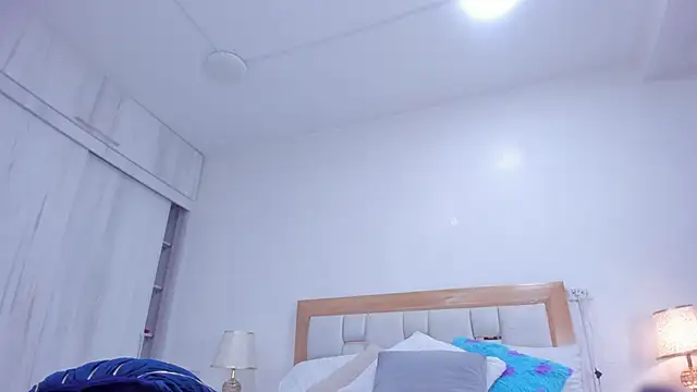 Snapshot of megan_rous_ chatting on November 25, 2025, 3:06 am megan rous online show from November 25, 2025, 3:06 am