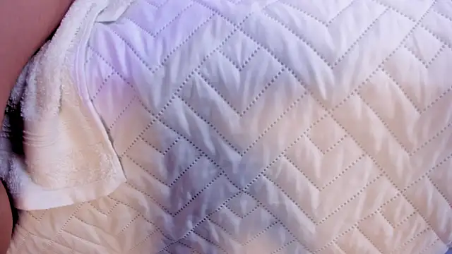 Snapshot of megan_rous_ chatting on March 5, 2026, 3:13 am megan rous online show from March 5, 2026, 3:13 am