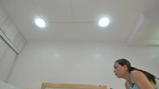 Snapshot of megan_rous_ chatting on March 14, 2026, 12:28 am megan rous online show from March 14, 2026, 12:28 am