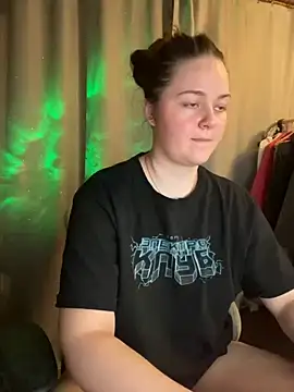 Cuty Kitty online show from October 31, 2025, 8:32 pm