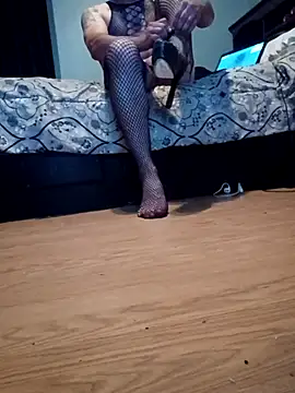 Crossedsissy online show from April 24, 2026, 8:44 pm