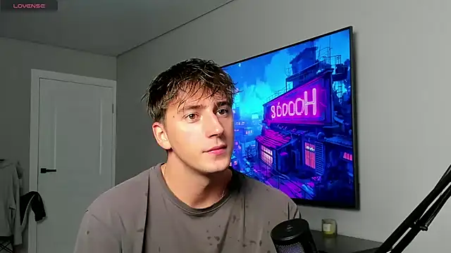 Snapshot of DaniHort chatting on September 16, 2025, 8:04 am DaniHort online show from September 16, 2025, 8:04 am