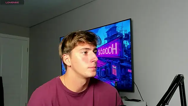 Snapshot of DaniHort chatting on September 21, 2025, 1:13 pm DaniHort online show from September 21, 2025, 1:13 pm