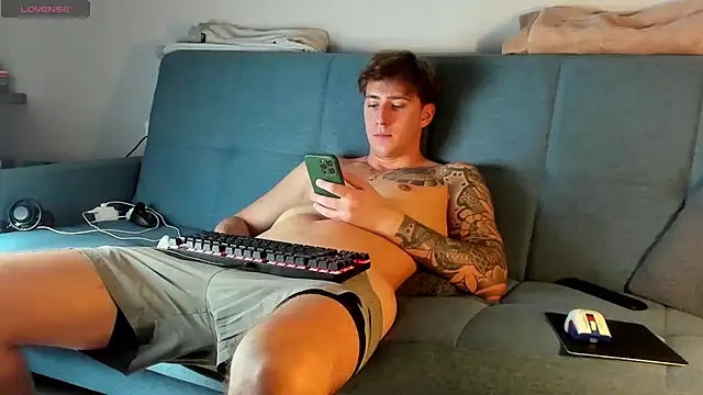 Snapshot of DaniHort chatting on October 7, 2025, 11:18 am DaniHort online show from October 7, 2025, 11:18 am