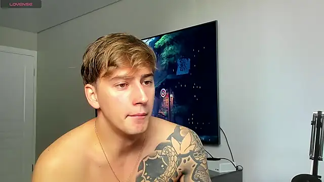 Snapshot of DaniHort chatting on October 9, 2025, 9:18 am DaniHort online show from October 9, 2025, 9:18 am