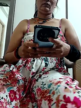 Snapshot of tamil_indiankushpu chatting on February 23, 2026, 4:26 pm tamil indiankushpu online show from February 23, 2026, 4:26 pm