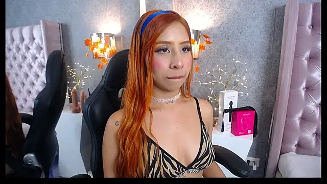 laila stilwiills online show from February 12, 2026, 5:24 am