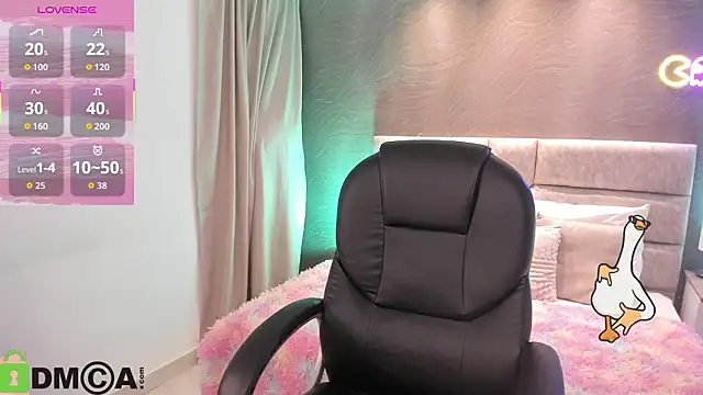 Arinextdoor online show from February 22, 2026, 3:51 am