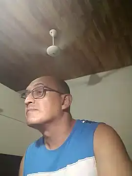 Snapshot of jorge406 chatting on February 17, 2026, 1:24 am jorge406 online show from February 17, 2026, 1:24 am