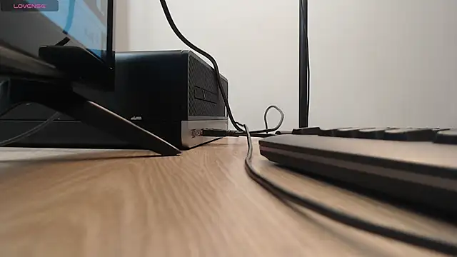 Nina harper  online show from October 9, 2025, 8:07 pm