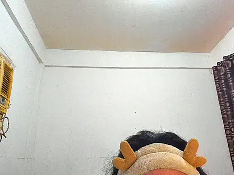 Snapshot of WILDDENNY1 chatting on December 1, 2025, 7:46 am WILDDENNY1 online show from December 1, 2025, 7:46 am