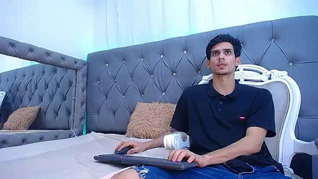 Sebalexis7 online show from October 3, 2025, 3:14 am