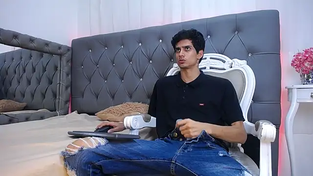 Sebalexis7 online show from October 16, 2025, 3:18 am