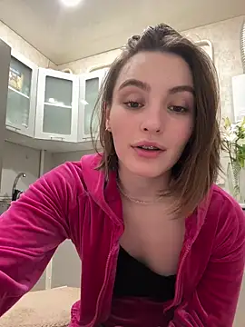 ZariaFlame online show from February 15, 2026, 10:39 pm