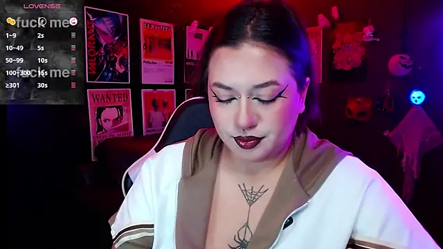 Snapshot of Ravendark_ chatting on September 30, 2025, 7:30 pm Ravendark online show from September 30, 2025, 7:30 pm