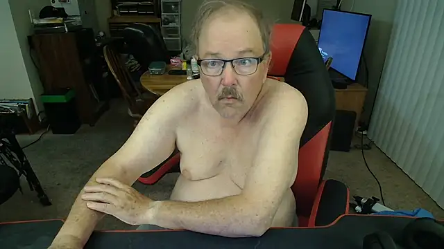 Snapshot of havethickcock chatting on June 26, 2026, 2:49 am havethickcock online show from June 26, 2026, 2:49 am