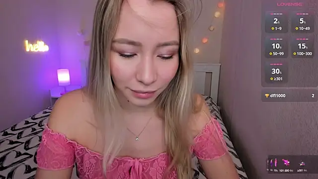 DanaCandy online show from January 18, 2025, 9:55 pm