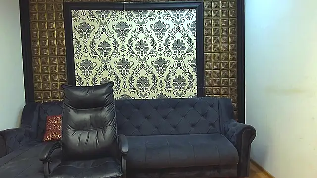 LissaBigTitts online show from November 7, 2025, 8:09 pm