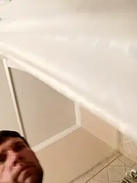 Snapshot of discrCs chatting on February 19, 2026, 5:03 am discrCs online show from February 19, 2026, 5:03 am