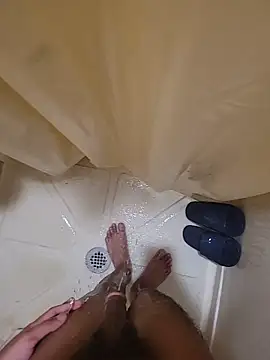 Snapshot of catluvr999 chatting on March 3, 2026, 6:58 pm catluvr999 online show from March 3, 2026, 6:58 pm