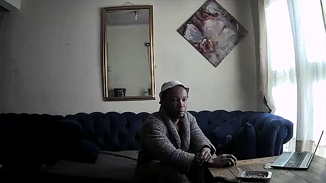 Snapshot of SHORTGUN_STALLION chatting on May 9, 2026, 6:07 am SHORTGUN STALLION online show from May 9, 2026, 6:07 am