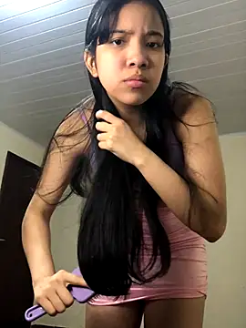 ashleyy20 online show from November 16, 2025, 11:21 pm