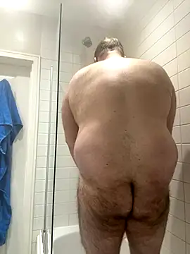 Snapshot of different-strokes chatting on November 2, 2025, 8:33 pm different-strokes online show from November 2, 2025, 8:33 pm