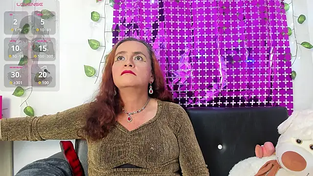 Snapshot of Mishell_Bons chatting on February 9, 2026, 7:07 pm Mishell Bons online show from February 9, 2026, 7:07 pm