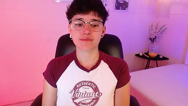 Snapshot of jeroharper chatting on November 25, 2025, 4:07 pm jeroharper online show from November 25, 2025, 4:07 pm