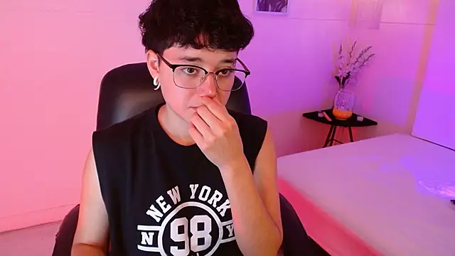 Snapshot of jeroharper chatting on November 28, 2025, 4:09 pm jeroharper online show from November 28, 2025, 4:09 pm