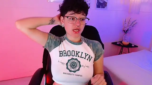 Snapshot of jeroharper chatting on November 30, 2025, 3:16 pm jeroharper online show from November 30, 2025, 3:16 pm