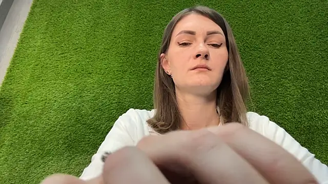 AshlyJoy online show from September 21, 2025, 8:05 am