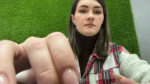 AshlyJoy online show from November 20, 2025, 7:41 am