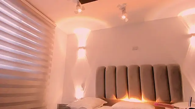 AlliceLover online show from January 7, 2026, 11:45 am