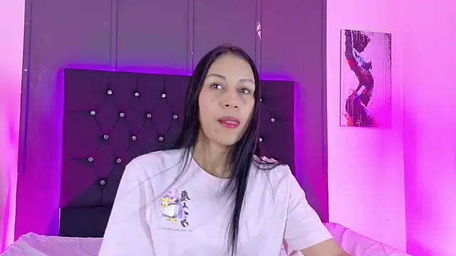 Billie Eilish online show from November 10, 2025, 7:35 pm