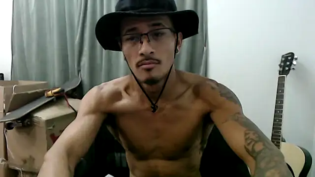 tanjir020 online show from March 15, 2026, 11:49 am