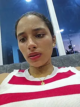 Lorena Mcfly online show from June 27, 2026, 10:31 am