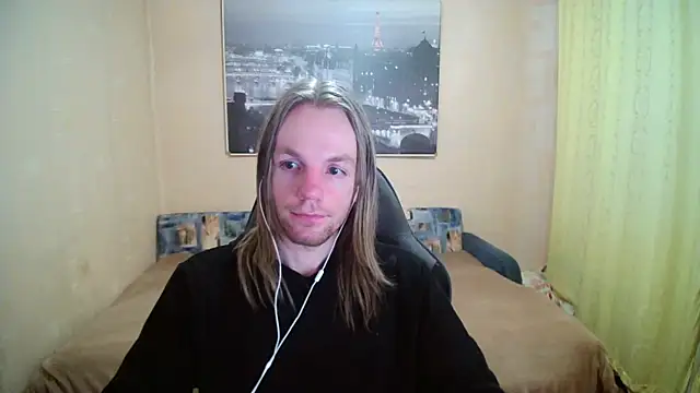 Snapshot of AdamDickens chatting on April 21, 2026, 9:50 pm AdamDickens online show from April 21, 2026, 9:50 pm