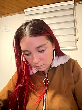 Snapshot of Karen18_boobs chatting on October 30, 2025, 1:07 am Karen18 boobs online show from October 30, 2025, 1:07 am