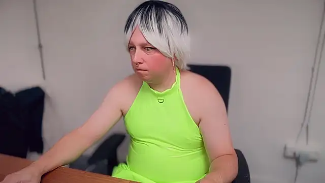 Snapshot of ElizaAndrea chatting on September 24, 2025, 3:15 pm ElizaAndrea online show from September 24, 2025, 3:15 pm