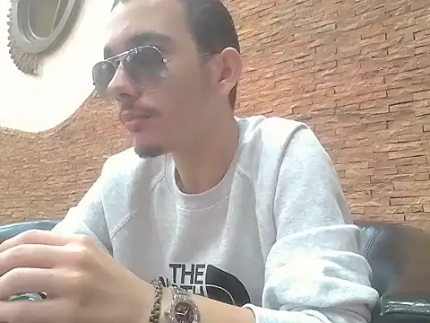 hwaaaylbzazel1 online show from September 22, 2025, 6:10 pm