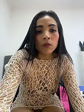 Snapshot of Rosa_25x chatting on April 29, 2026, 12:31 pm Rosa 25x online show from April 29, 2026, 12:31 pm