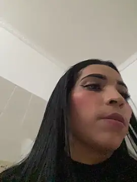 Snapshot of Rosa_25x chatting on May 27, 2026, 1:08 pm Rosa 25x online show from May 27, 2026, 1:08 pm