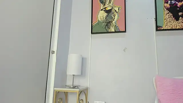 dulce fiore07 online show from April 11, 2026, 12:31 pm