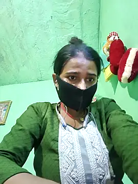 Snapshot of PIHU999 chatting on November 15, 2025, 5:05 am PIHU999 online show from November 15, 2025, 5:05 am